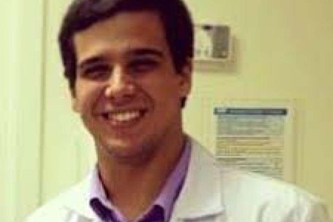 Eduardo Uchoa, neurologista 