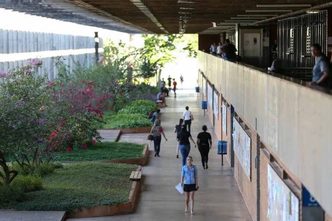 Desde 2020, a universidade se manteve entre as cinco universidades federais e entre as dez melhores no geral -  (crédito: Fabio Rodrigues Pozzebom/Agência Brasil)