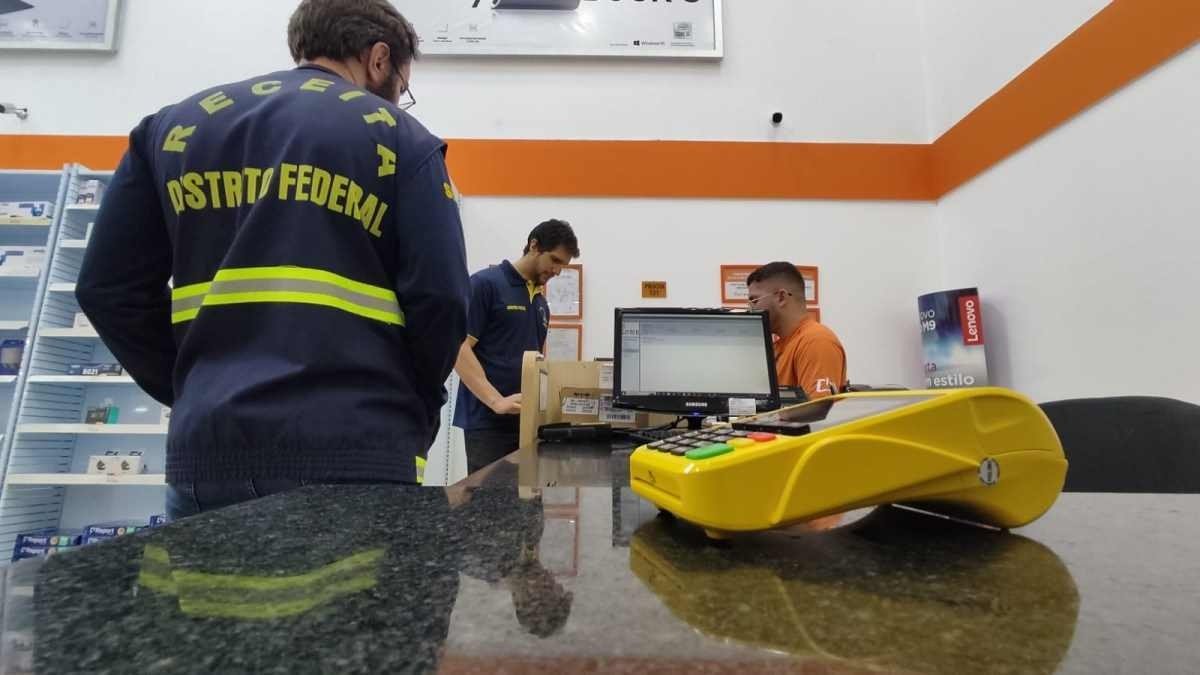 Receita do DF investiga sonegação fiscal em máquinas de cartão