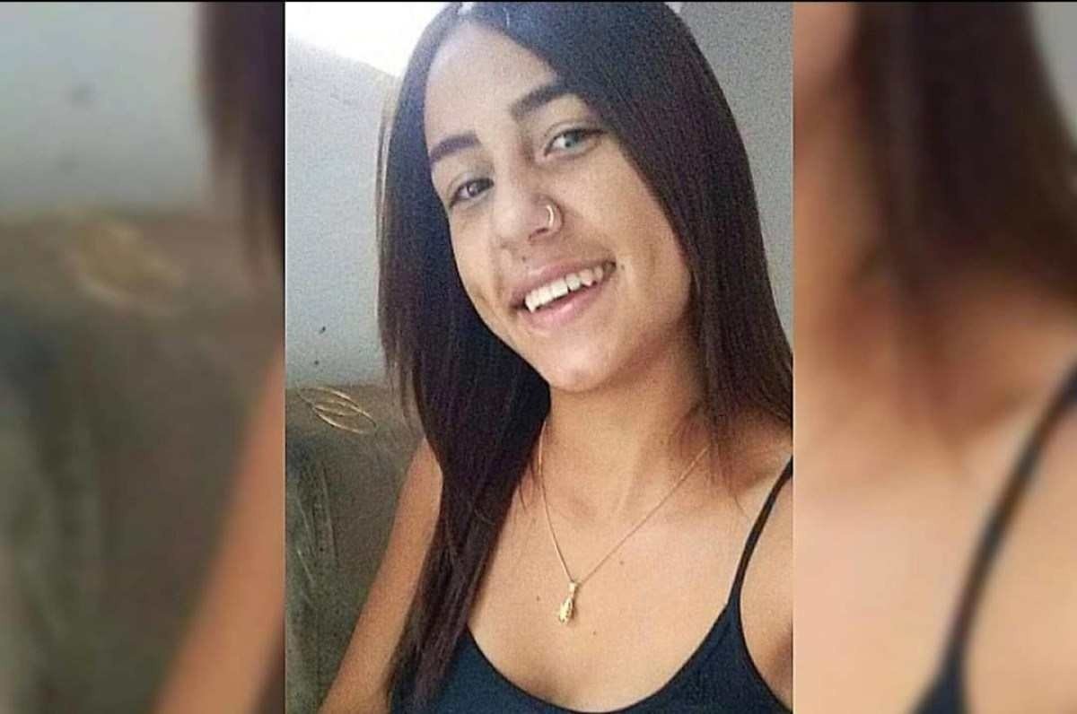 Mayara agia com comparsas