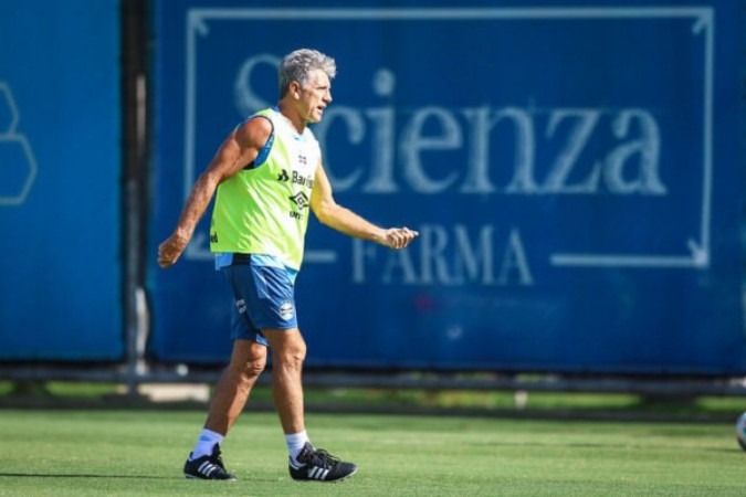 Renato deverá mandar equipe mista para Pelotas -  (crédito:  Lucas Uebel/Gremio FBPA)