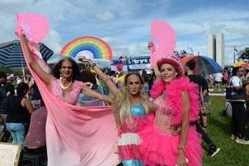 1&ordf; edi&ccedil;&atilde;o da Marsha Trans na Esplanada dos Minist&eacute;rios -  (crédito: Minervino J&uacute;nior/CB/D.A.Press)