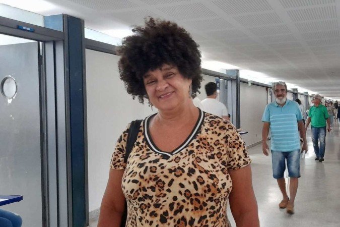 Ana Maria, 64, está animada para se graduar em psicologia