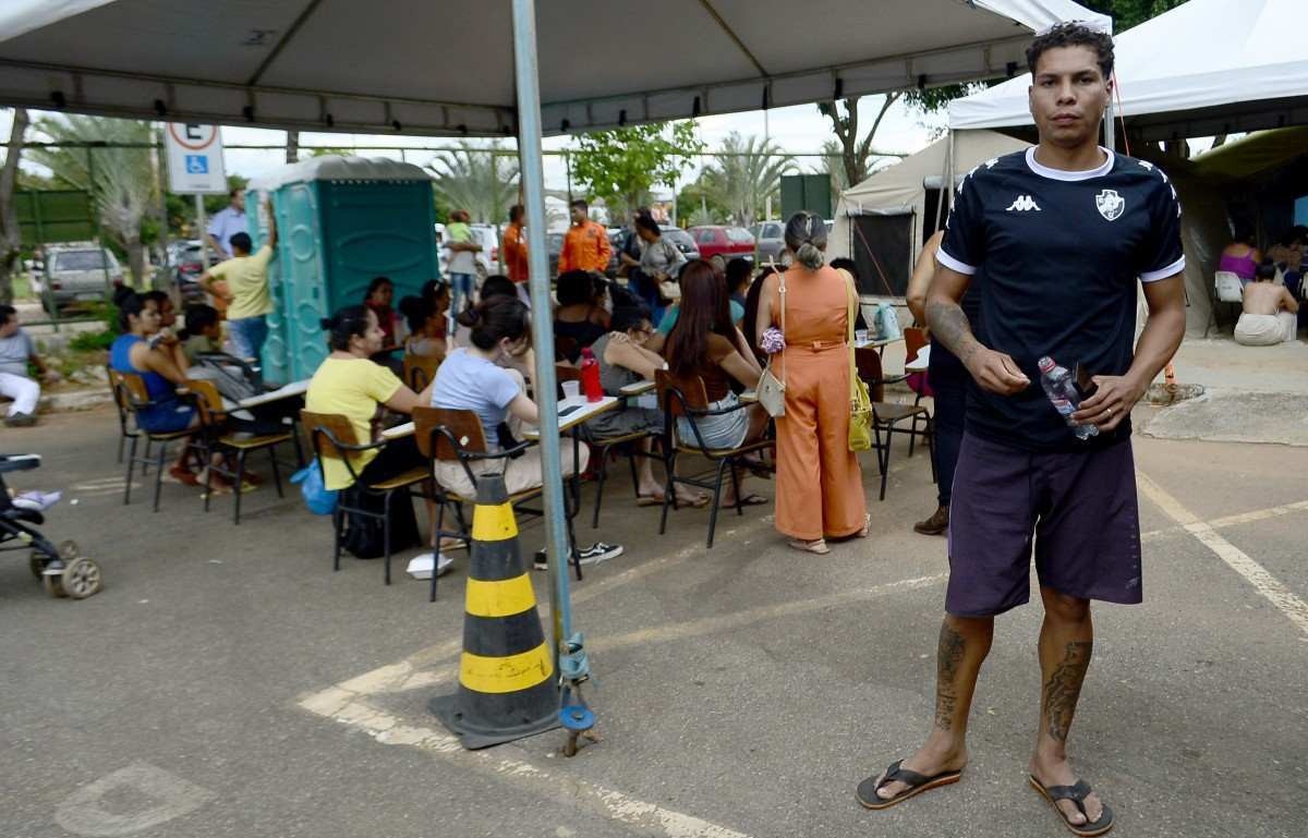 Gustavo esperou longas horas para ser atendido 