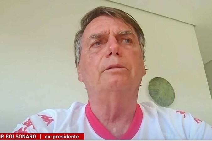 O ex-presidente Jair Bolsonaro (PL) deu uma entrevista exclusiva ao 3 em 1 nesta segunda-feira (29) contando detalhes da operação da Polícia -  (crédito: Reprodução/Video)