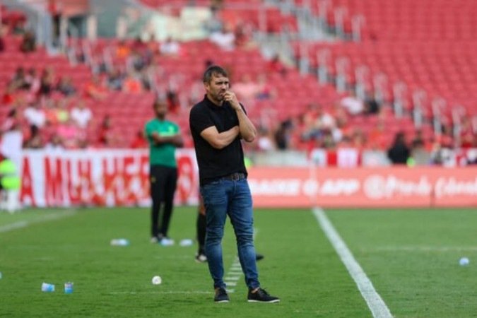 Inter não conta com um substituto de Renê no elenco - (crédito: Foto: Ricardo Duarte/SC Internacional) Inter não conta com um substituto de Renê no elenco - (crédito: Foto: Ricardo Duarte/SC Internacional)