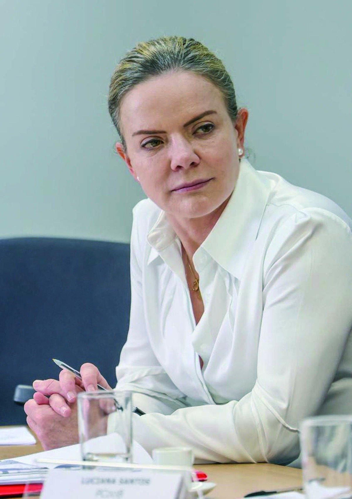 No primeiro mandato de Lula, portanto, foi convidada ao cargo de direção financeira da Itaipu Binacional, onde idealizou diversos programas sociais na região da fronteira entre Brasil e Paraguai 