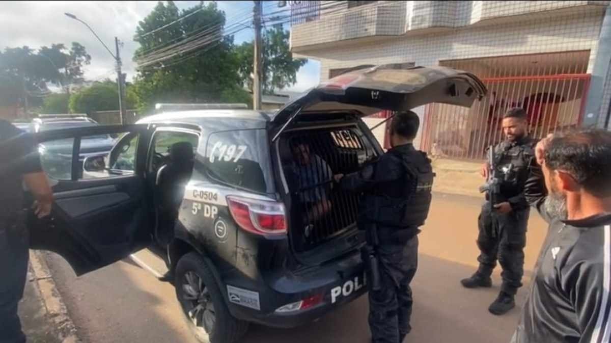 Dupla usava cartões clonados para compra e revenda de ingressos de parque aquático. Os homens foram alvos de uma operação da PCDF