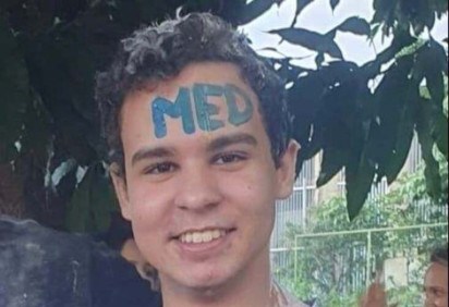 Daniel Moreira, 18 anos, conta que sempre se sentiu vocacionado para medicina. "Quanto menos peso você colocar nas suas costas, melhor vai se sair", diz -  (crédito: Arquivo Pessoal)