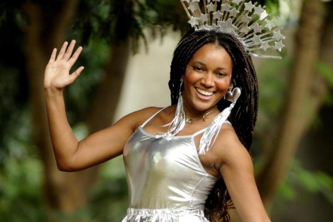 Combinações metalizadas são uma ótima opção para se jogar na folia deste ano