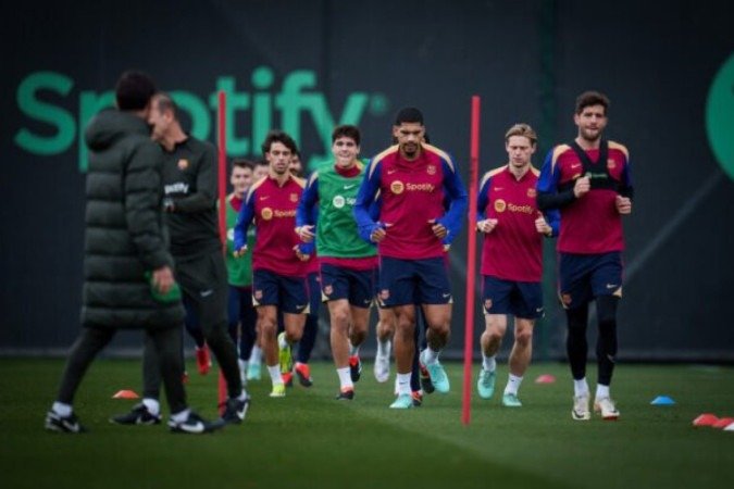 Jogadores do Barcelona durante treinamento da equipe - Foto: Divulgação / Barcelona - (crédito: Foto: Divulgação / Barcelona) Jogadores do Barcelona durante treinamento da equipe - Foto: Divulgação / Barcelona - (crédito: Foto: Divulgação / Barcelona)