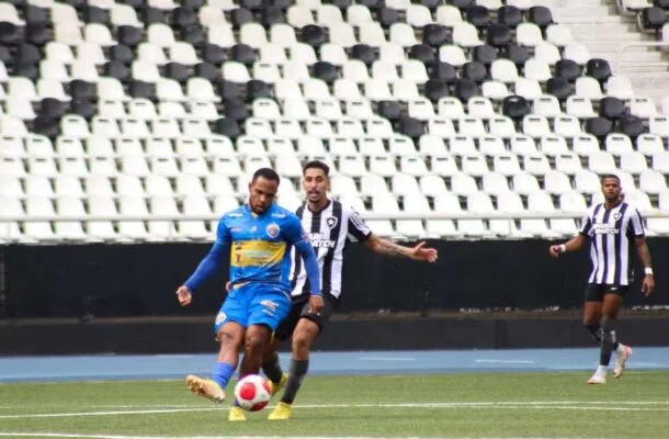 Alexandre defende o Sampaio Corrêa no Campeonato Carioca -  (crédito: Foto: Divulgação/sampaiocorrearj)