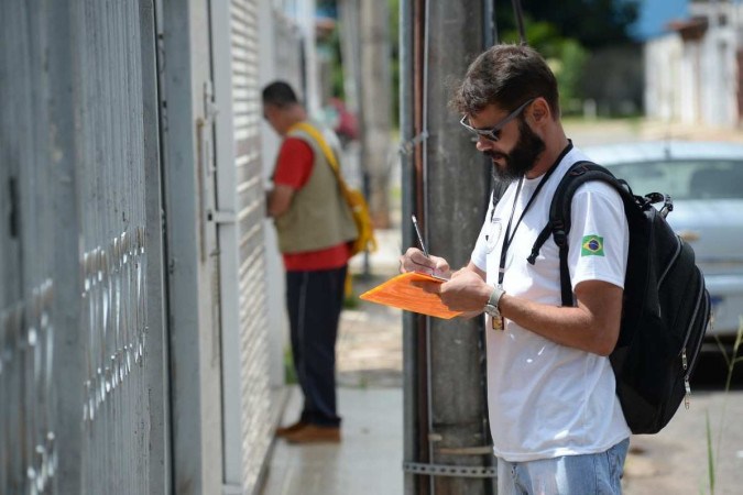 Agentes de saúde visitam casas no Guará -  (crédito: Minervino Júnior/CB/D.A.Press)