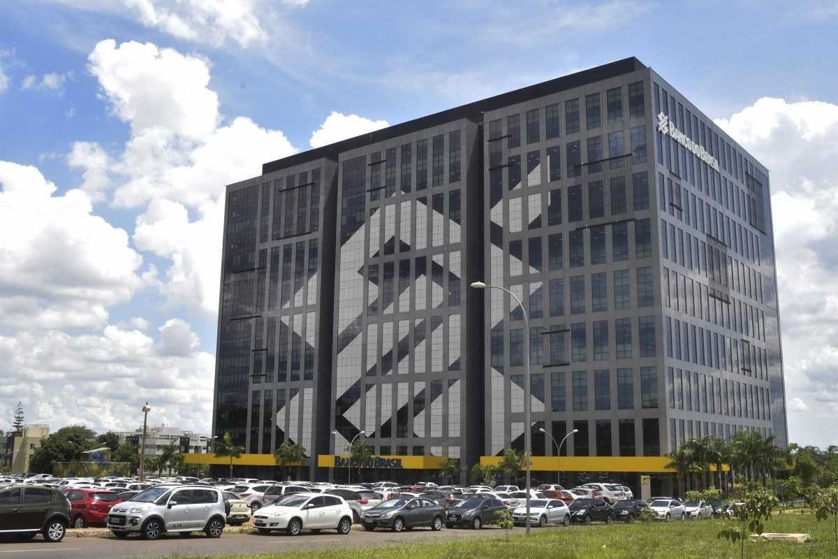 Banco do Brasil reduz juros de linhas de crédito após corte da Selic