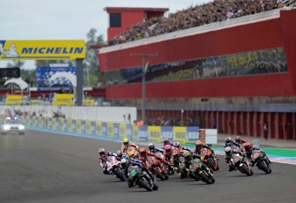 JUAN MABROMATA / AFP