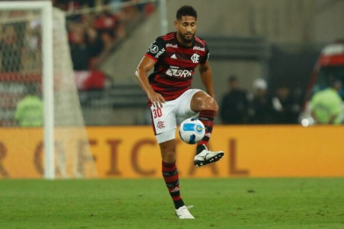 Pablo perdeu espaço de vez no Flamengo e é disputado no mercado por Corinthians e Botafogo - Foto: Marcelo Cortes / Flamengo -  (crédito:  Gilvan de Souza)