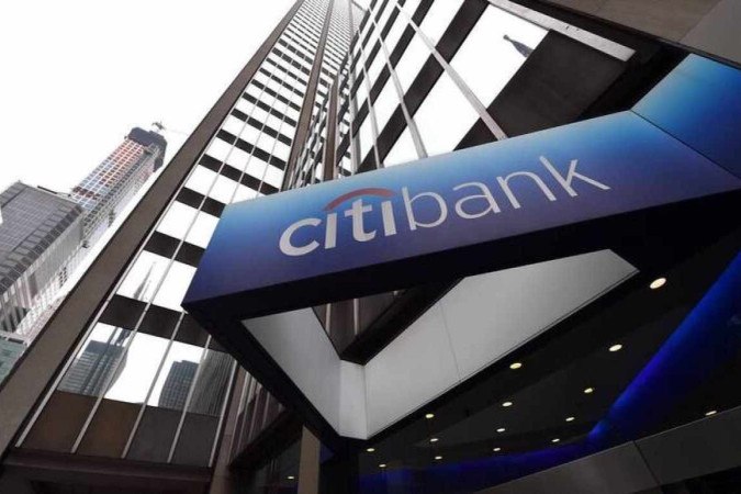 Procuradora exige que o Citibank reembolse as quantias roubadas - com o pagamento de juros e o pagamento de sanções financeiras - nos últimos seis anos -  (crédito: Timothy A. Clary/AFP)