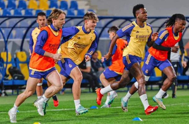 Jogadores do Real Madrid durante treinamento da equipe - Foto: Divulgação / Real Madrid -  (crédito: Foto: Divulgação / Real Madrid)