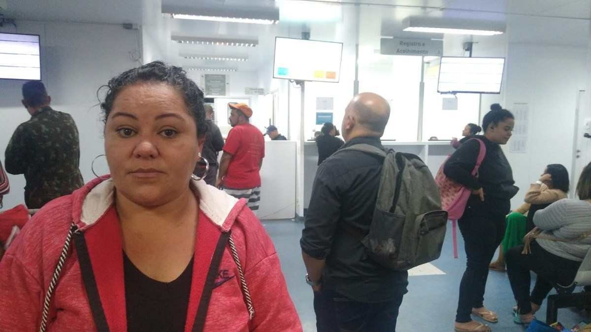 Com febre de 38,5ºC, Danúbia Gomes, 42, sente sintomas da dengue há cinco dias