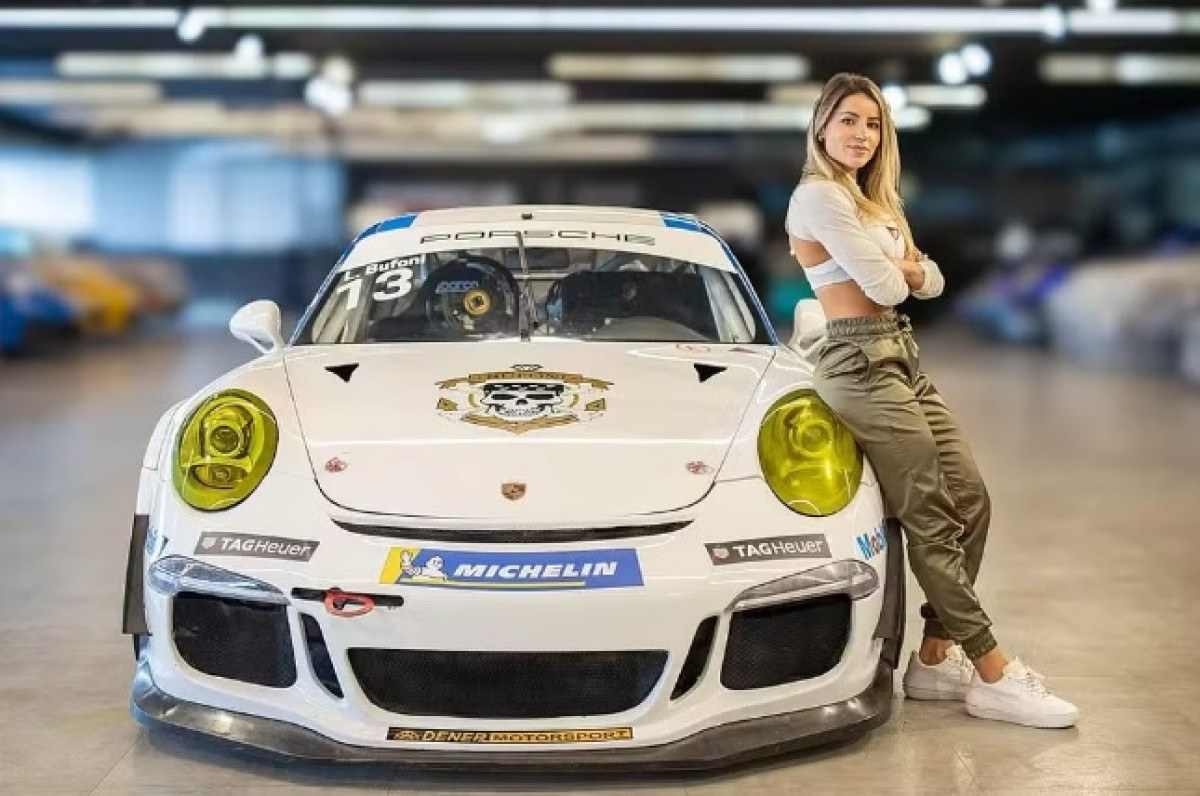 Letícia Bufoni troca skate por volante e vai pisar no acelerador na Porsche Cup