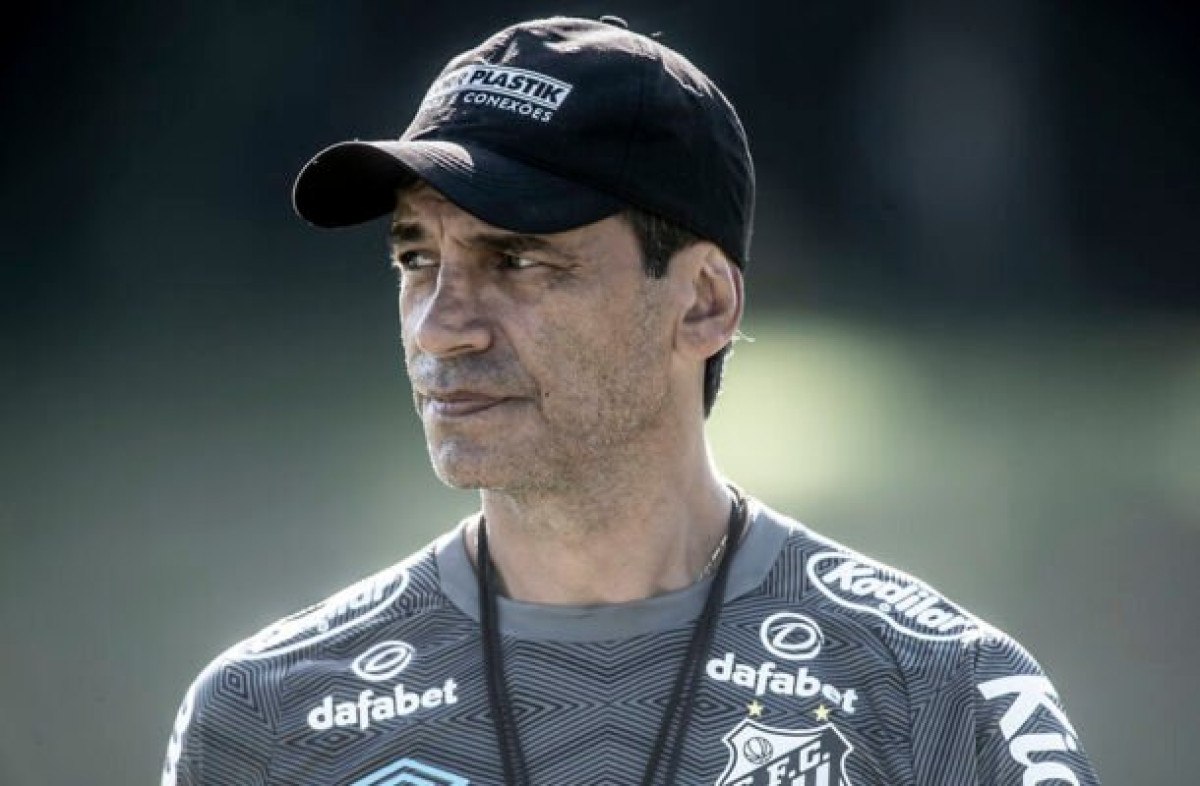 Santos sofre ‘transfer ban’ da Fifa e busca acordo com Fabián Bustos