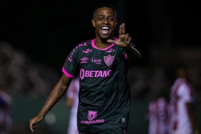 Keno fez um dos gols da vitória tricolor, de virada -  (crédito: FOTO: Lucas Merçon/Fluminense FC)