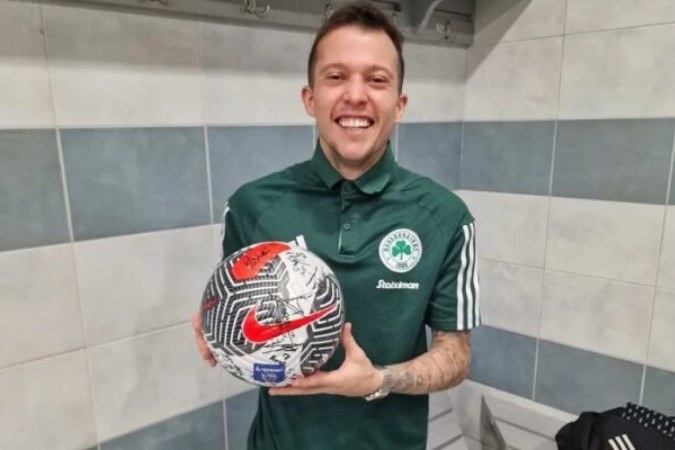 Bernard, ex-Atlético-MG e Seleção Brasileira, joga atualmente no Panathinaikos  -  (crédito: Foto: Reprodução/Redes Sociais)