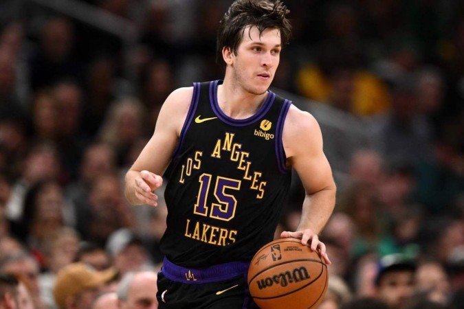 Com 32 pontos, Reaves foi o cestinha do confronto no TD Garden -  (crédito: Brian Fluharty / AFP)