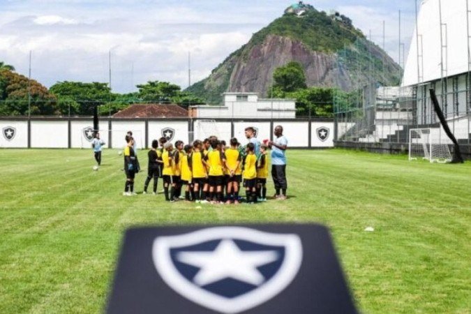 Presidente Durcesio Mello visita instalações do Alvinegro  -  (crédito: Foto: Wallace Lima/Botafogo)