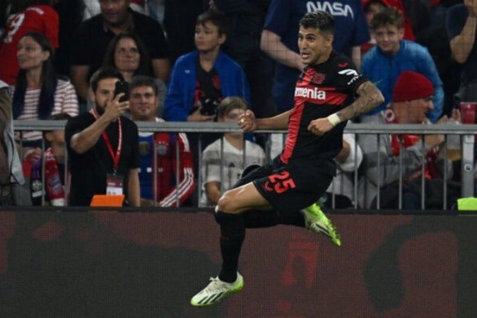 Argentino é uma das peças principais na equipe do técnico Xabi Alonso -  (crédito: Foto: Lukas Barth/AFP via Getty Images)