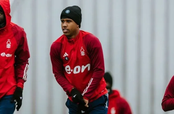 Chelsea empresta Andrey Santos a clube da França