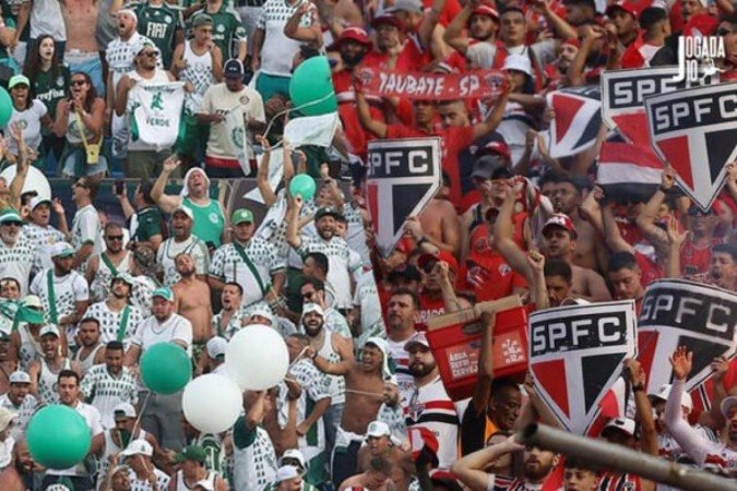 Supercopa terá torcida dividida em um clássico paulista pela primeira vez desde 2016 - (crédito: Fotos: Cesar Greco/Palmeiras / Rubens Chiri/saopaulofc.net) Supercopa terá torcida dividida em um clássico paulista pela primeira vez desde 2016 - (crédito: Fotos: Cesar Greco/Palmeiras / Rubens Chiri/saopaulofc.net)