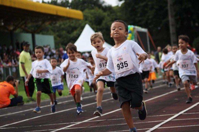 1&ordf; Corrida Kids, com o apoio do Correio, no CIEF, na Asa Sul -  (crédito: Kayo Magalhães/CB/D.A. Press)