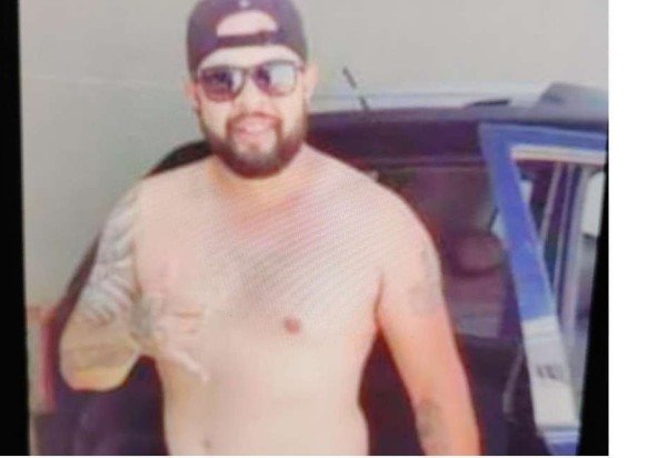 Vítima foi morta a tiros Vítima foi morta a tiros