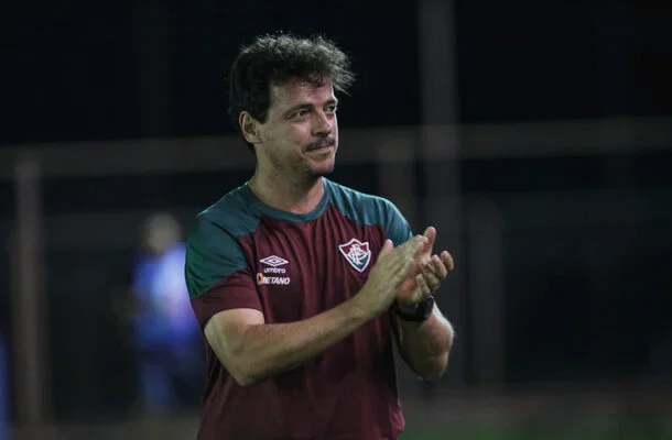 Diniz admite desatenção, mas alerta: ‘Foco na Recopa’ -  (crédito: Jogada10)