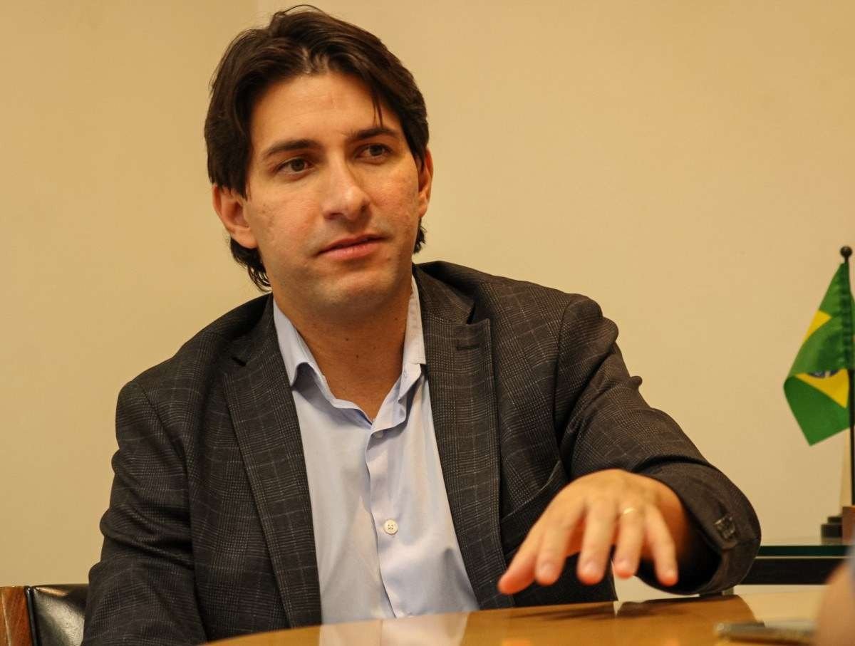  Entrevista com o secretário de Turismo do Distrito Federal, Cristiano Araújo e Ana Carolina Medeiros, presidente da Associação Brasileira das Agências de Viagens (Abav Nacional).