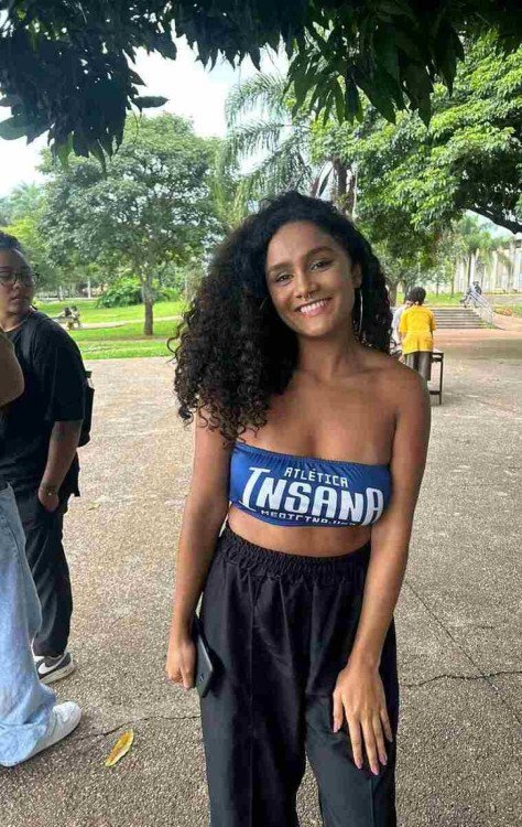 Hizana Abreu, aluna de medicina, espera para recepcionar os calouros: "receptividade faz diferença"