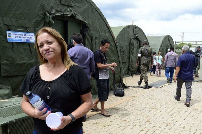  Edineia estava com o marido, que havia sido internado
