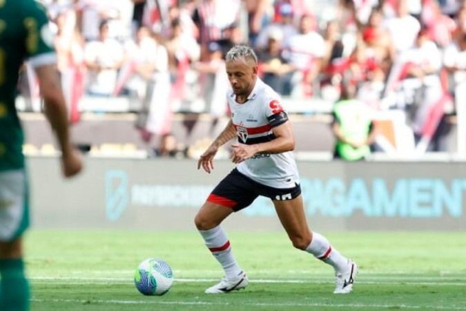 Rafinha ressalta força do elenco do São Paulo -  (crédito:  RUBENS CHIRI/Perspectiva)