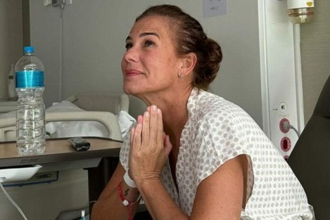 Ex-paquita Andrea Veiga tranquiliza fãs após ficar dias internada com dengue: 