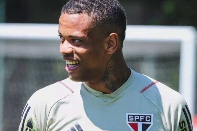 Jogadores provocam Caio Paulista após conquista da Supercopa - (crédito: Foto: Divulgação / SPFC) Jogadores provocam Caio Paulista após conquista da Supercopa - (crédito: Foto: Divulgação / SPFC)