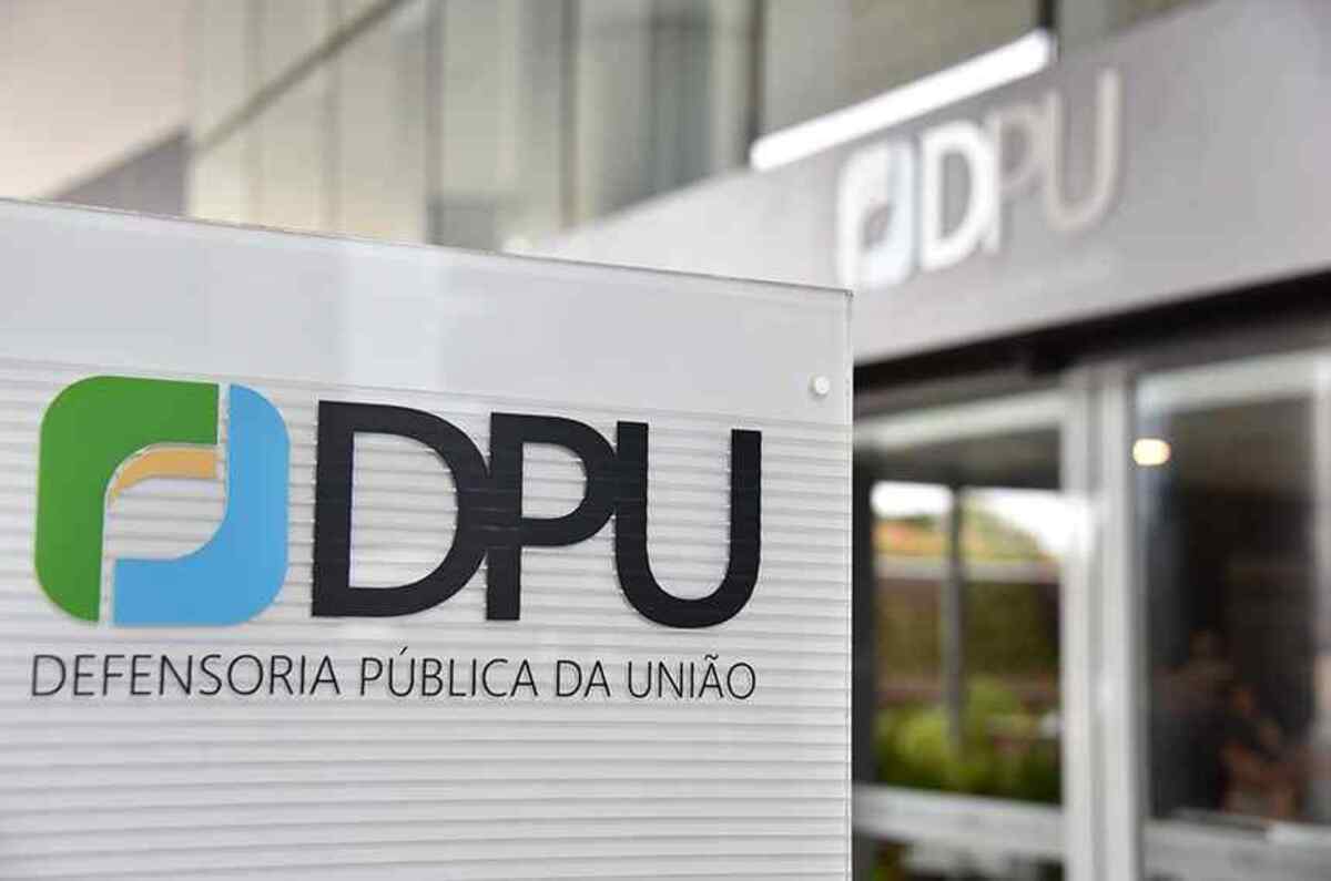 DPU oferece auxílio para candidatos do CNU com dificuldade na inscrição