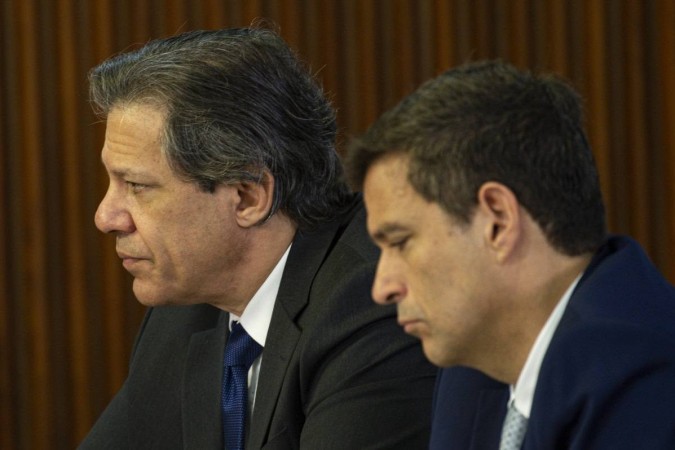  O ministro da Fazenda, Fernando Haddad, e o presidente do Banco Central, Roberto Campos Neto. -  (crédito:  Marcelo Camargo/Agência Brasil)