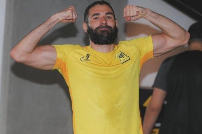 Benzema anda sempre com cara de poucos amigos - (crédito: Foto: Divulgação/Al-Ittihad Club) Benzema anda sempre com cara de poucos amigos - (crédito: Foto: Divulgação/Al-Ittihad Club)