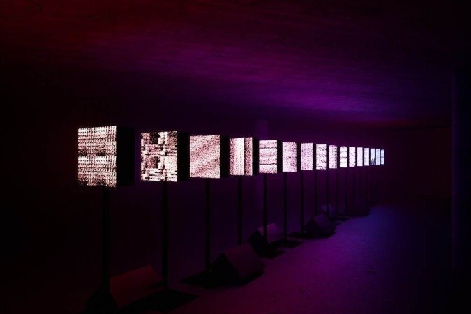 LUZ ÆTERNA— Ensaio sobre o Sol, no CCBB. Projeto da obra Céu Zero, 2024 Leston