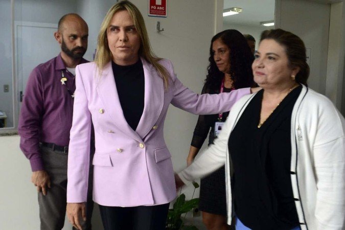  A vice-governadora Celina Leão e a secretária Lucilene Florêncio receberam as primeiras doses da vacina
