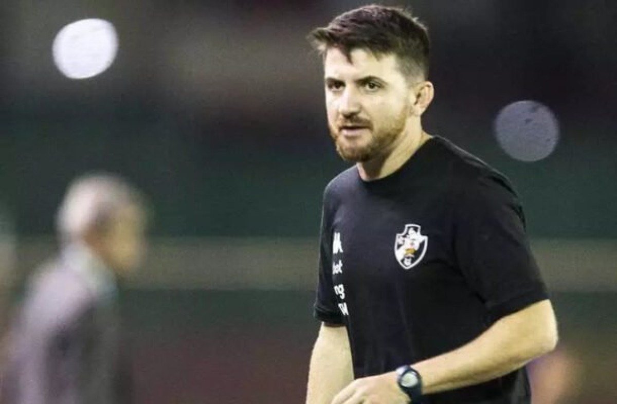 William Batista mostra estranheza com demissão no Vasco: ‘Fiquei surpreso’