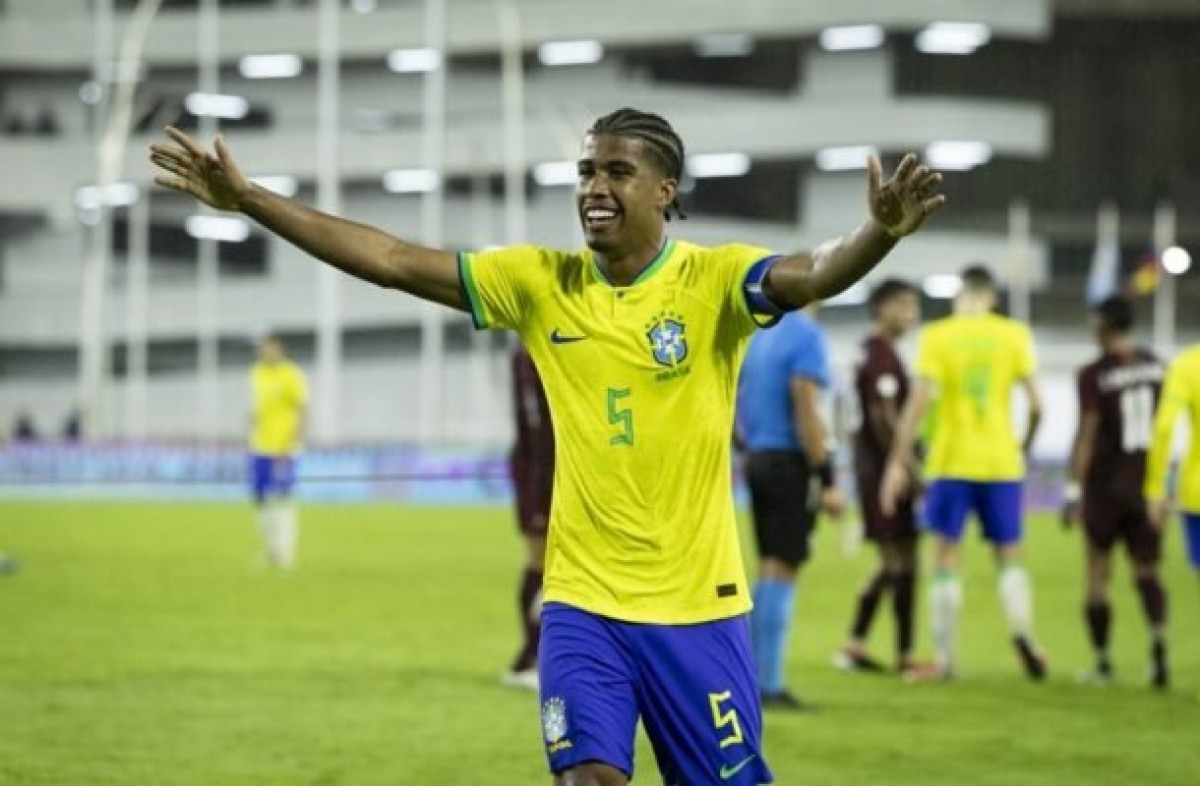 Andrey Santos comemora jogo da Seleção Brasileira contra Argentina: ‘Sonho de criança’