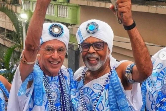 Os ícones da Música Popular Brasileira Caetano Veloso e Gilberto Gil compartilharam imagens curtindo o carnaval no Pelourinho -  (crédito: Reprodução Instagram/ Fred Pontes / @brunogmonteiro)