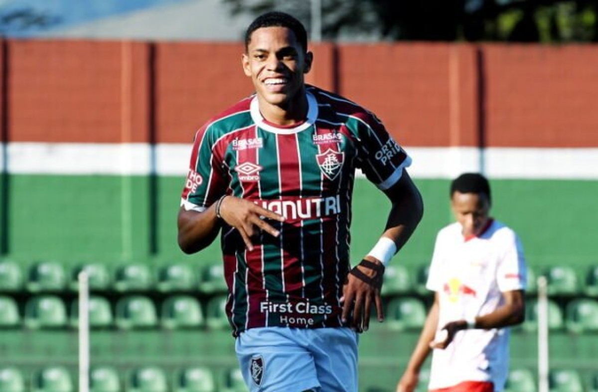 Joia do Fluminense é convocada para seleção do México